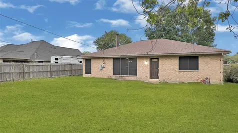 830 S 6th Street La Porte TX 77571