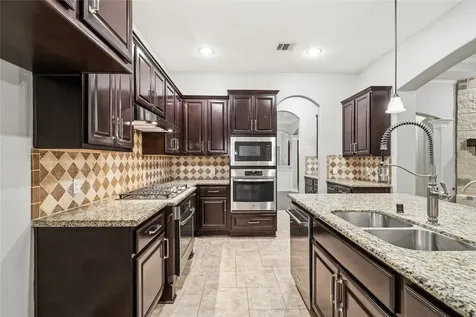 17552 Country Meadow Magnolia TX 77355
