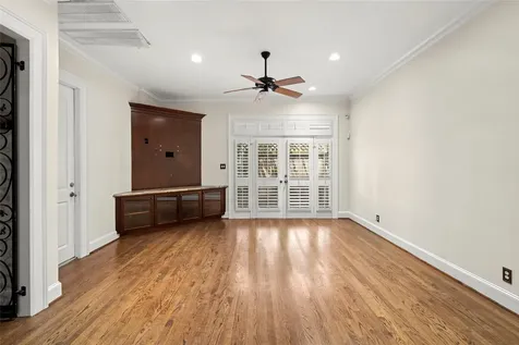 1505 Potomac Drive Houston TX 77057