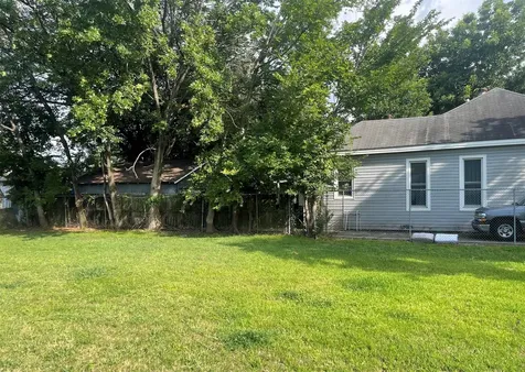 2114 Chestnut Street Houston TX 77009