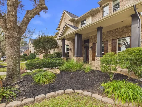 1504 Hickory Bend Court Pearland TX 77581
