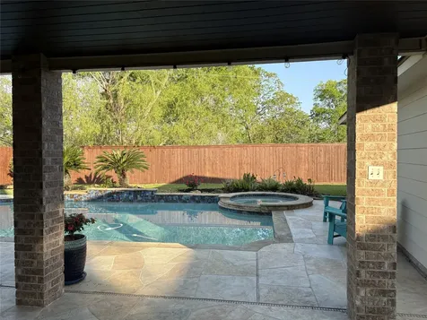 1504 Hickory Bend Court Pearland TX 77581