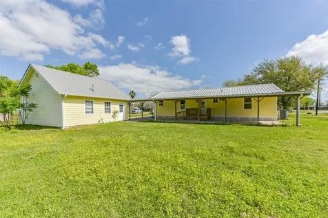 320 S Jamison Street La Porte TX 77571