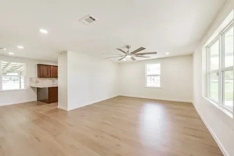 320 S Jamison Street La Porte TX 77571