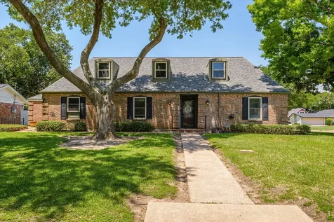 1517 19th Avenue N Texas City TX 77590