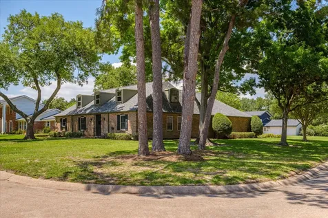 1517 19th Avenue N Texas City TX 77590