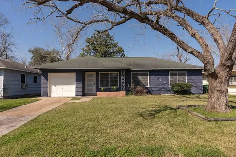 5631 Westover Street Houston TX 77033
