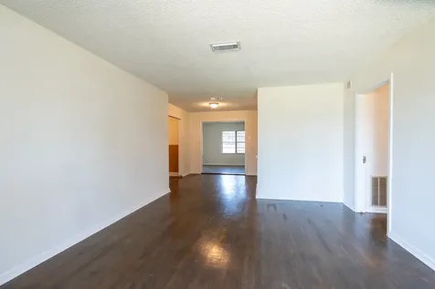 5631 Westover Street Houston TX 77033