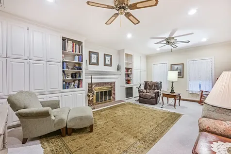 108 Fir Drive Lake Jackson TX 77566