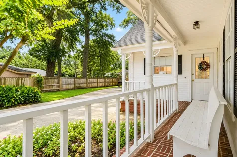 108 Fir Drive Lake Jackson TX 77566