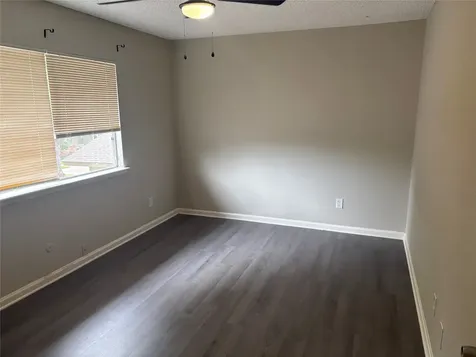 5650 Birchmont Drive B Houston TX 77091