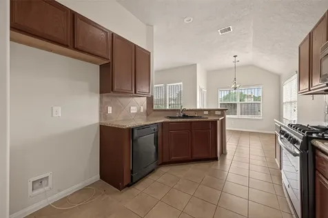 11719 Bollinger Park Court Houston TX 77047