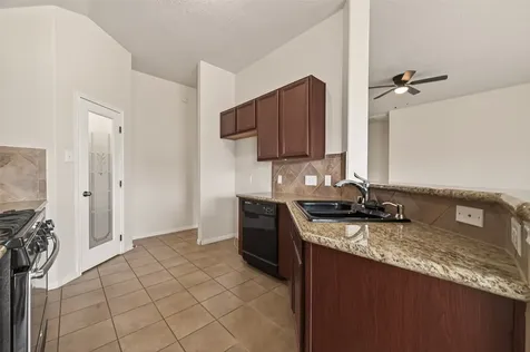 11719 Bollinger Park Court Houston TX 77047