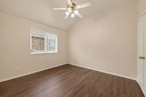11719 Bollinger Park Court Houston TX 77047