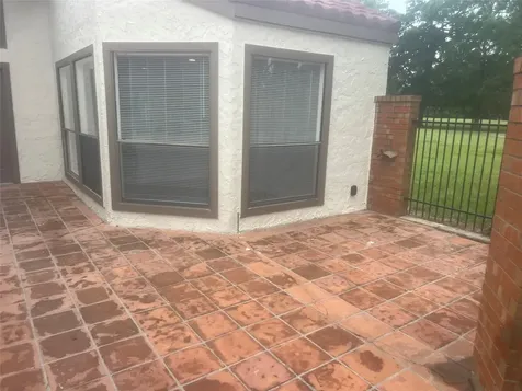 16017 Golf Club Drive Crosby TX 77532