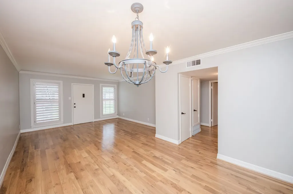 9015 Gaylord Street 57 Hedwig Village TX 77024