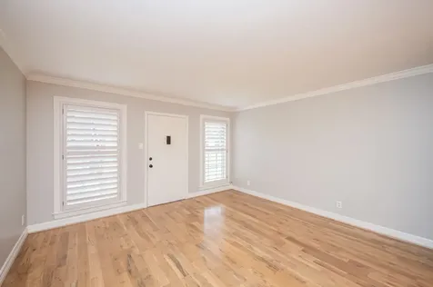 9015 Gaylord Street 57 Hedwig Village TX 77024