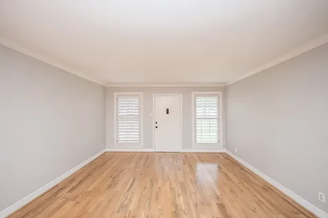 9015 Gaylord Street 57 Hedwig Village TX 77024