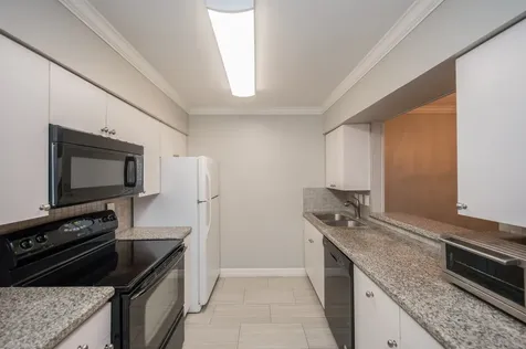 9015 Gaylord Street 57 Hedwig Village TX 77024
