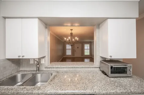 9015 Gaylord Street 57 Hedwig Village TX 77024