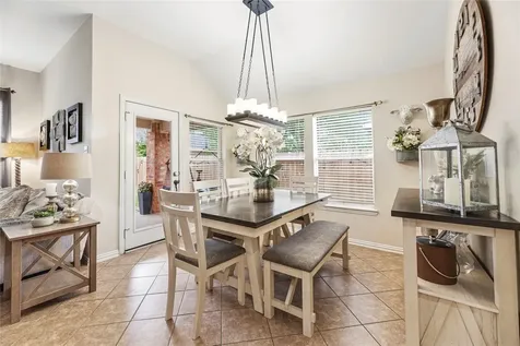 12323 E Elizabeth Shore Loop Cypress TX 77433