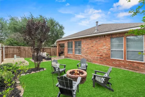 12323 E Elizabeth Shore Loop Cypress TX 77433
