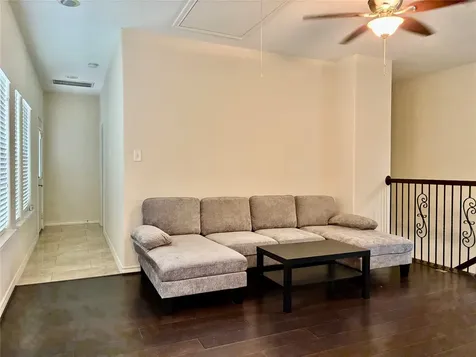 4433 Pease Street Houston TX 77023