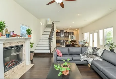 4433 Pease Street Houston TX 77023