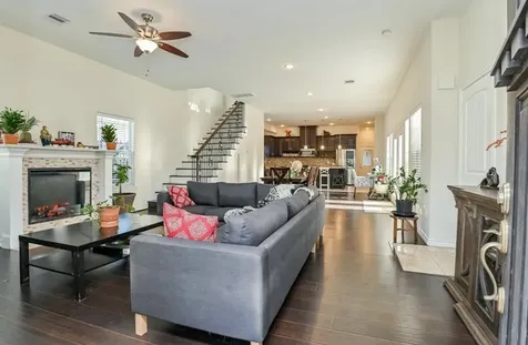 4433 Pease Street Houston TX 77023