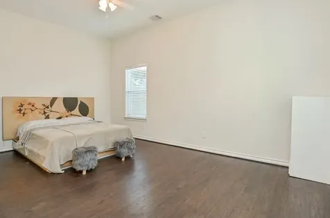 4433 Pease Street Houston TX 77023