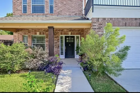 4433 Pease Street Houston TX 77023