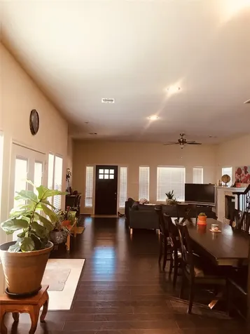 4433 Pease Street Houston TX 77023