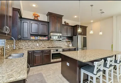 4433 Pease Street Houston TX 77023