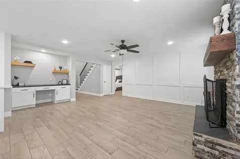 2127 Whispering Trails Circle Kingwood TX 77339