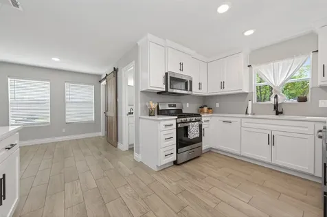 2127 Whispering Trails Circle Kingwood TX 77339