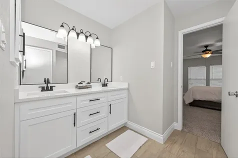 2127 Whispering Trails Circle Kingwood TX 77339