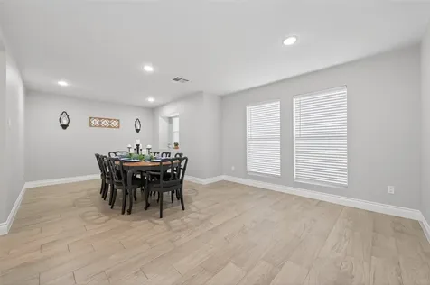 2127 Whispering Trails Circle Kingwood TX 77339
