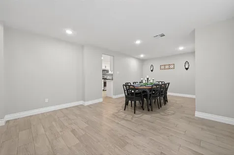 2127 Whispering Trails Circle Kingwood TX 77339