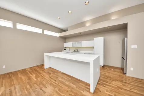 1113 W 17th Street Houston TX 77008