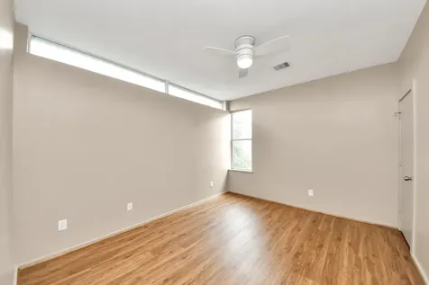 1113 W 17th Street Houston TX 77008