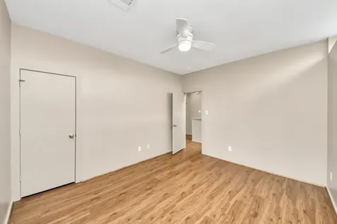 1113 W 17th Street Houston TX 77008
