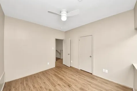 1113 W 17th Street Houston TX 77008