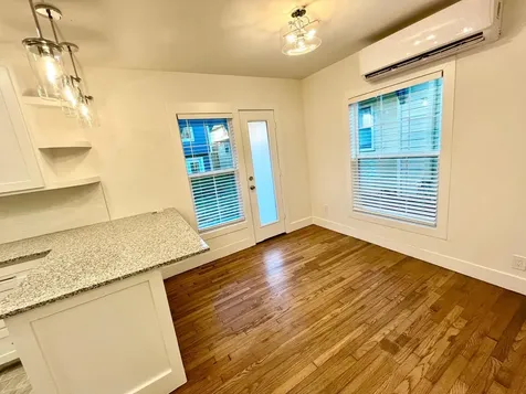 2006 Elmen Street 1 Houston TX 77019