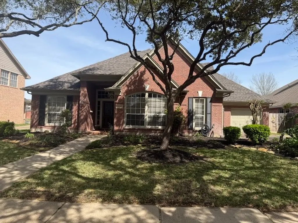 6435 Hidden Crest Way Sugar Land TX 77479