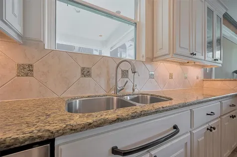 11826 Legend Manor Drive Houston TX 77082
