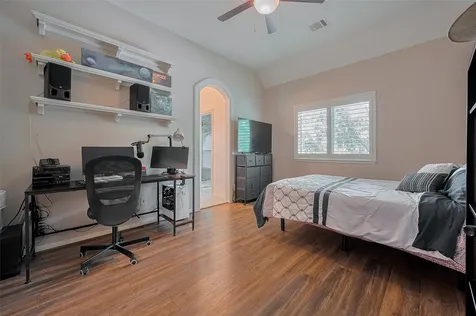 11826 Legend Manor Drive Houston TX 77082