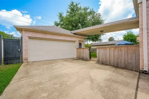 11826 Legend Manor Drive Houston TX 77082
