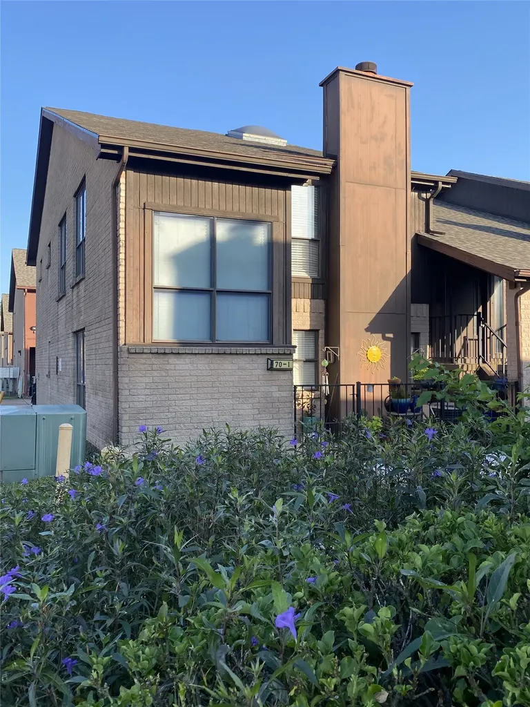 70 Evanston Street 1 Houston TX 77015