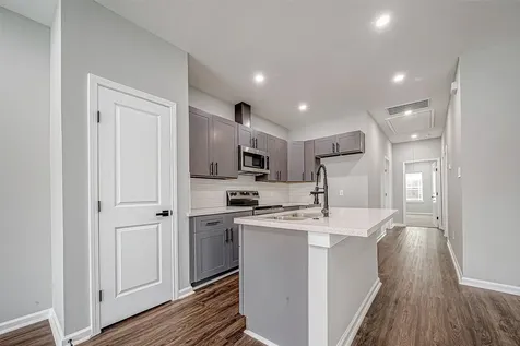 7234 Saint Augustine Street A Houston TX 77021