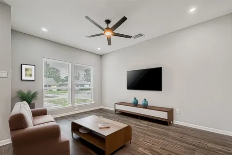 7234 Saint Augustine Street A Houston TX 77021